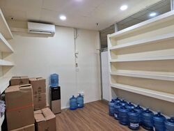 Hoa Nam Building (D8), Office #482148261